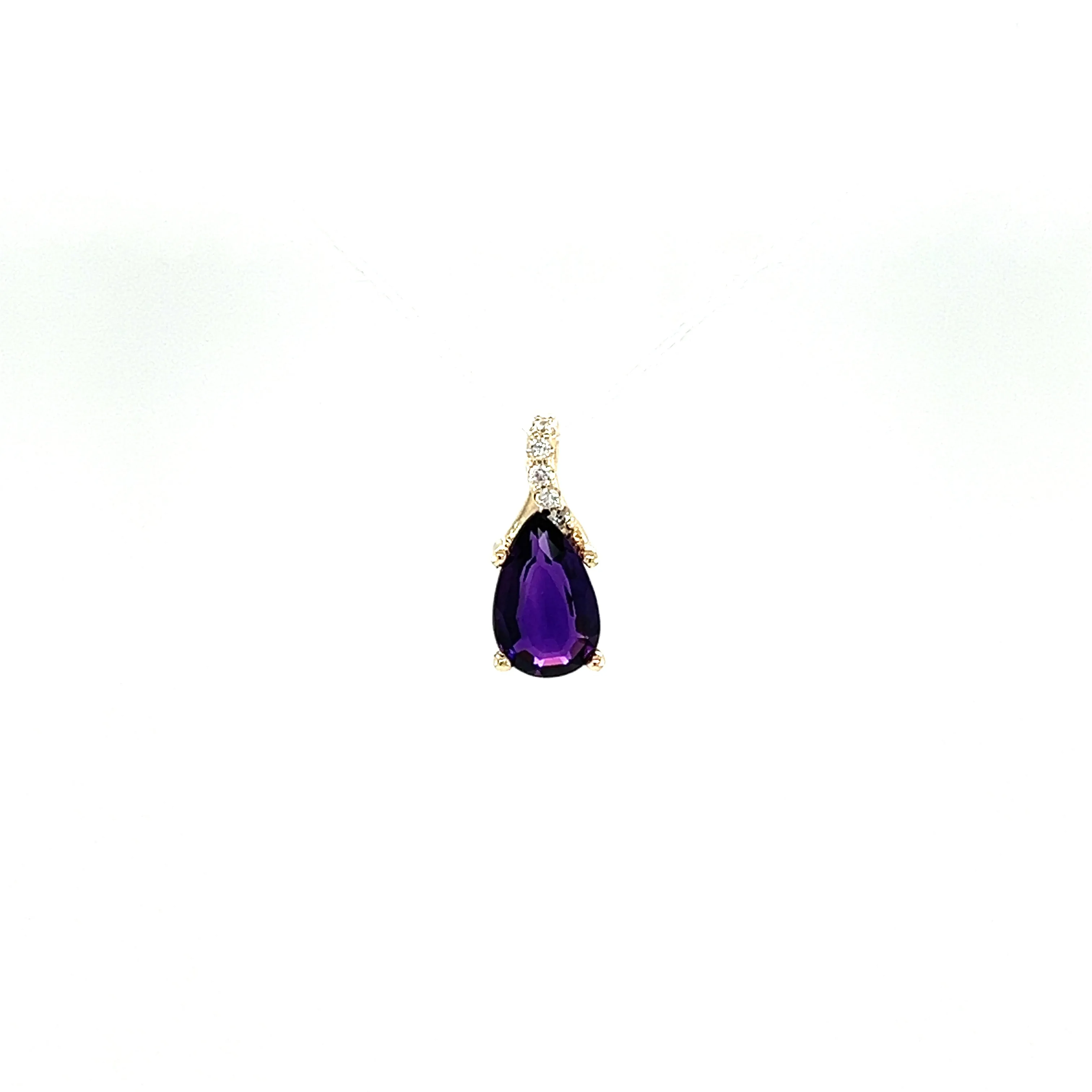 Amethyst Pendant with Diamond Accents in 14K Yellow Gold