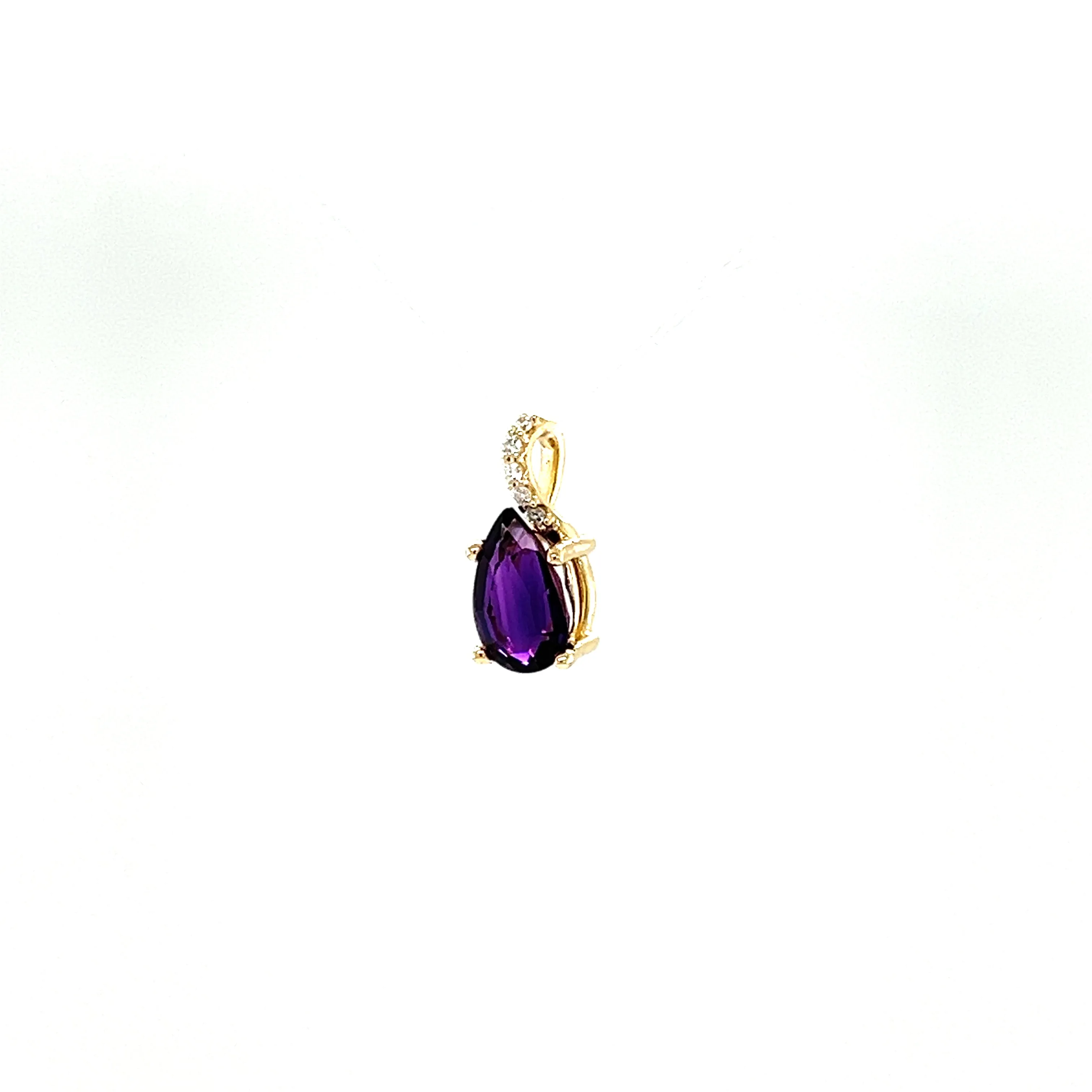 Amethyst Pendant with Diamond Accents in 14K Yellow Gold