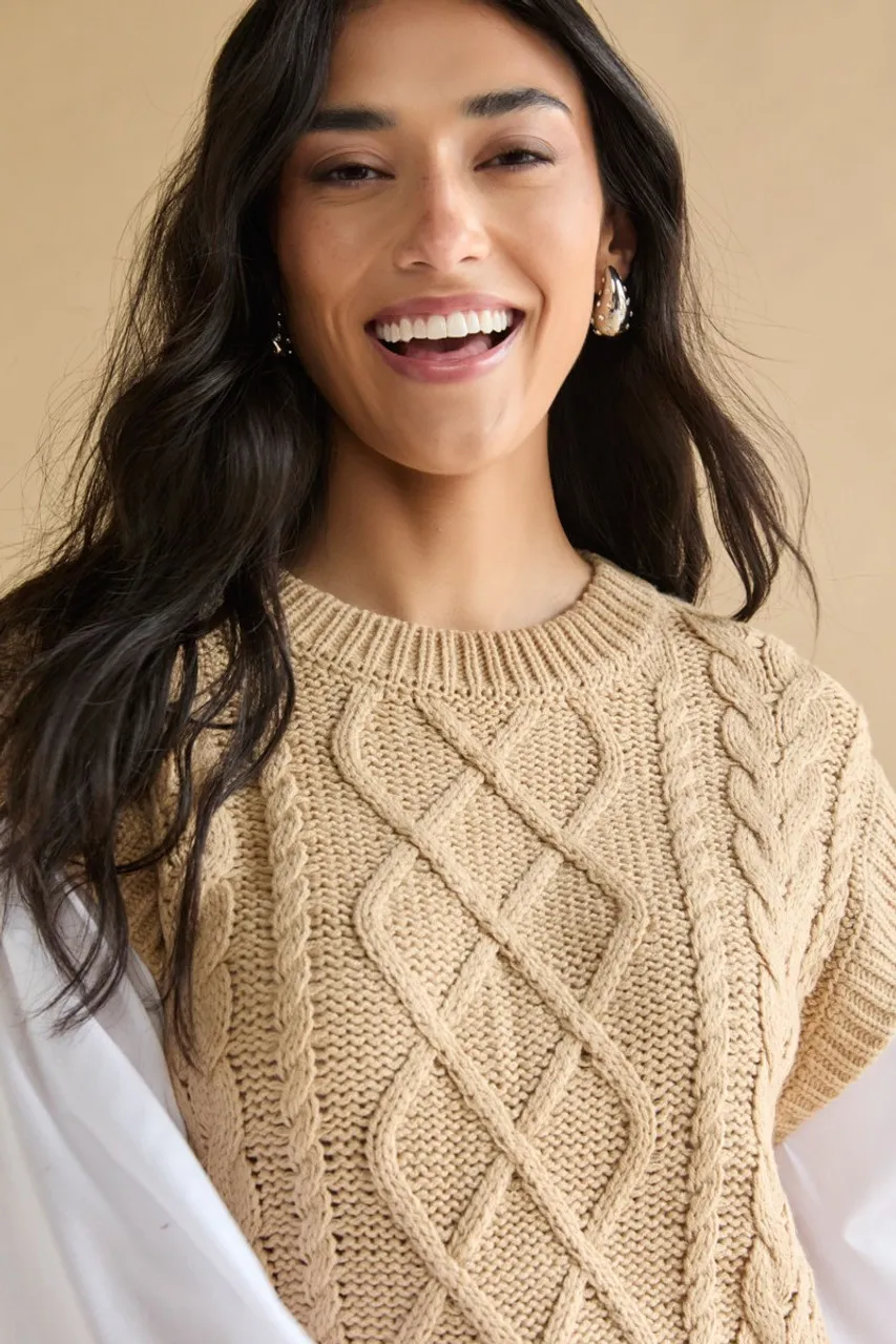 Amora Cable Vest Pullover Sweater