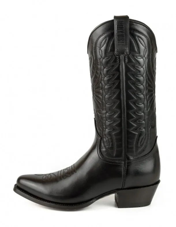 Mayura Boots women's black mid toe cowboy boots