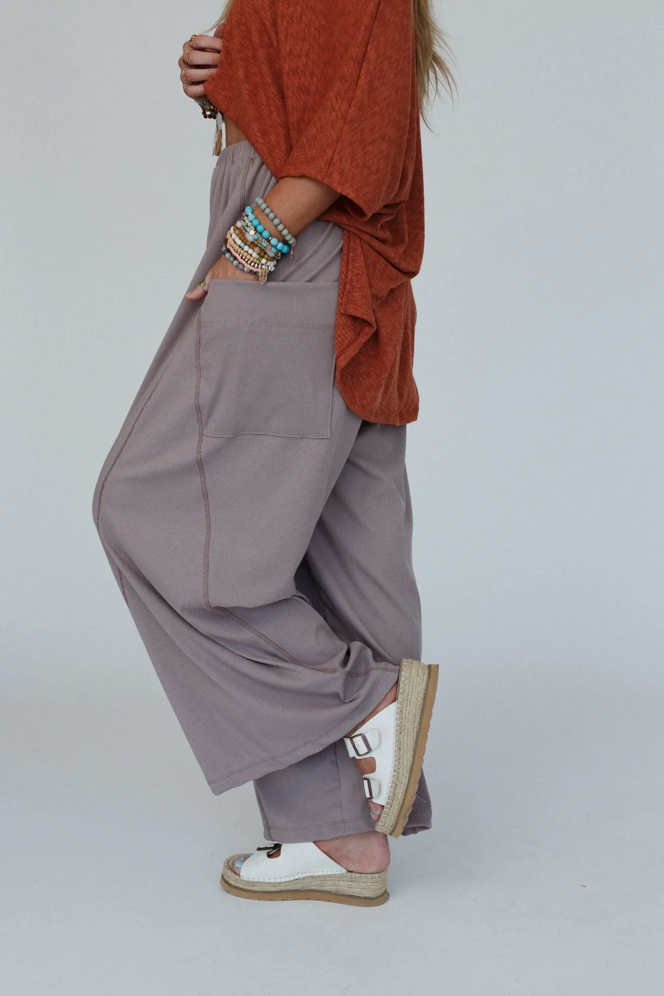 Modern Muse Wide Leg Pants - Mocha