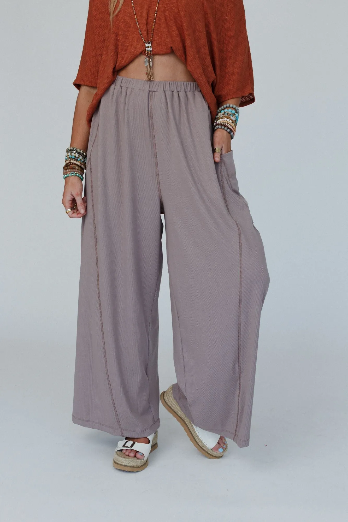 Modern Muse Wide Leg Pants - Mocha