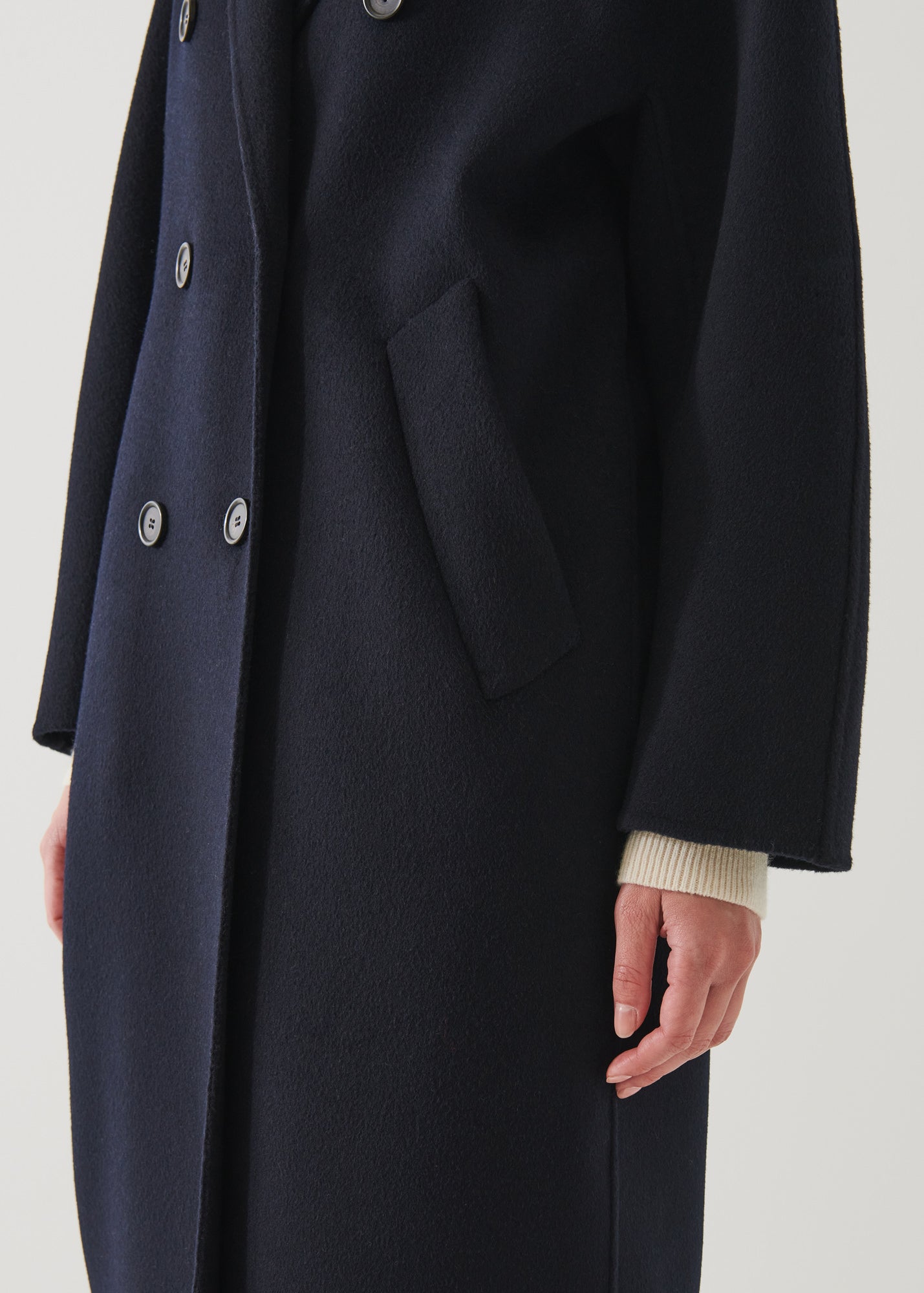 OVERSIZED DOUBLE BREASTED WOOL COAT