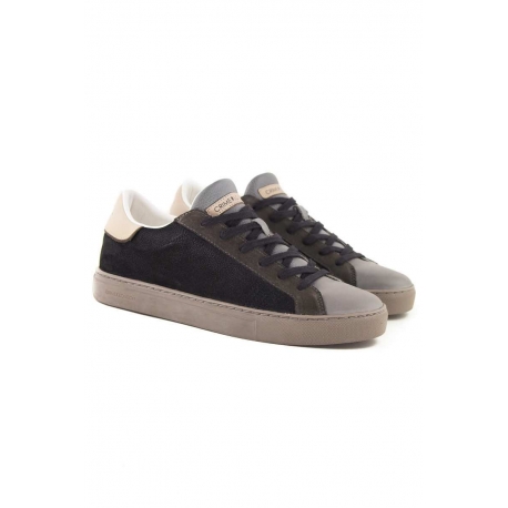 SNEAKERS IN PELLE CON DETTAGLI A CONTRASTO, NERO